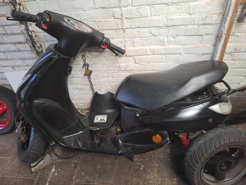 Te koop peugeot vivacity
