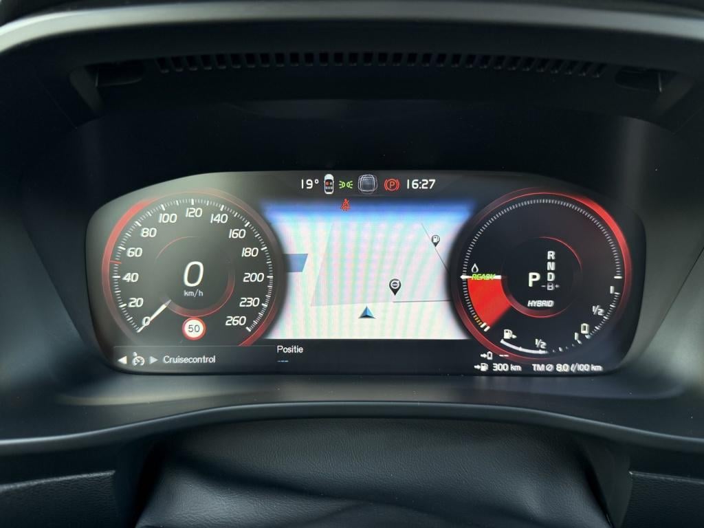 Volvo XC40 t4 211pk recharge plus dark| panodak| camera| h&k sound| elek.