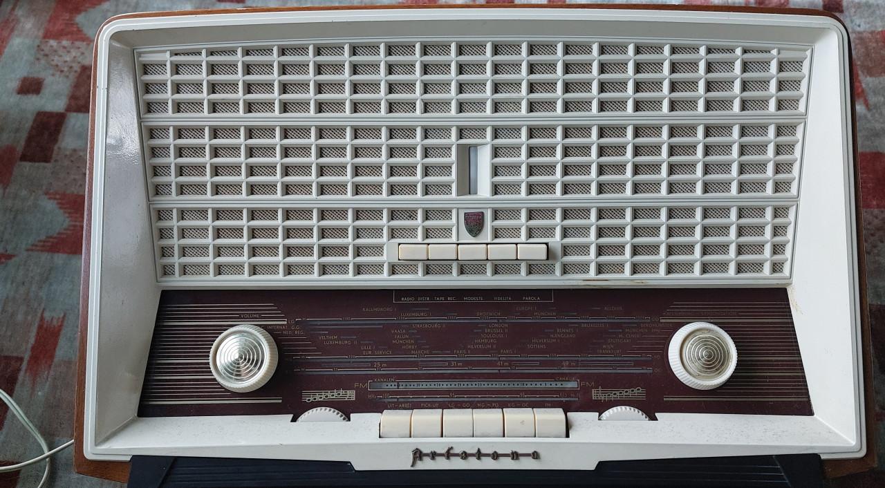 Aristona Radio in prima staat