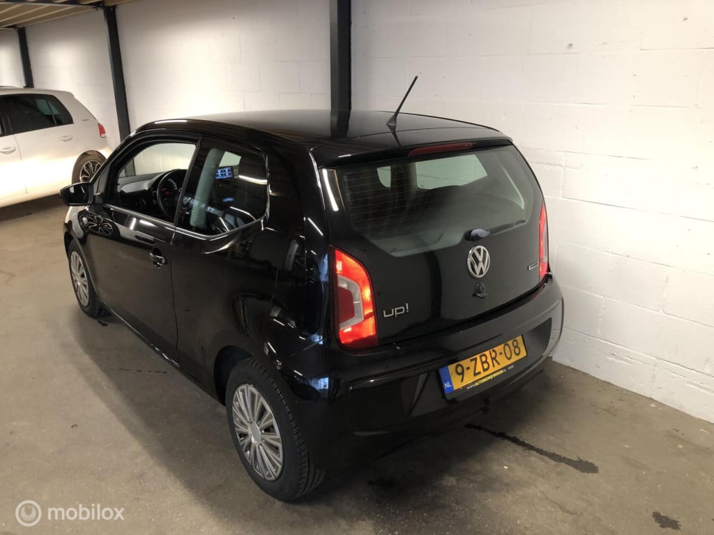 Volkswagen UP! 1.0 move up! bluemotion
