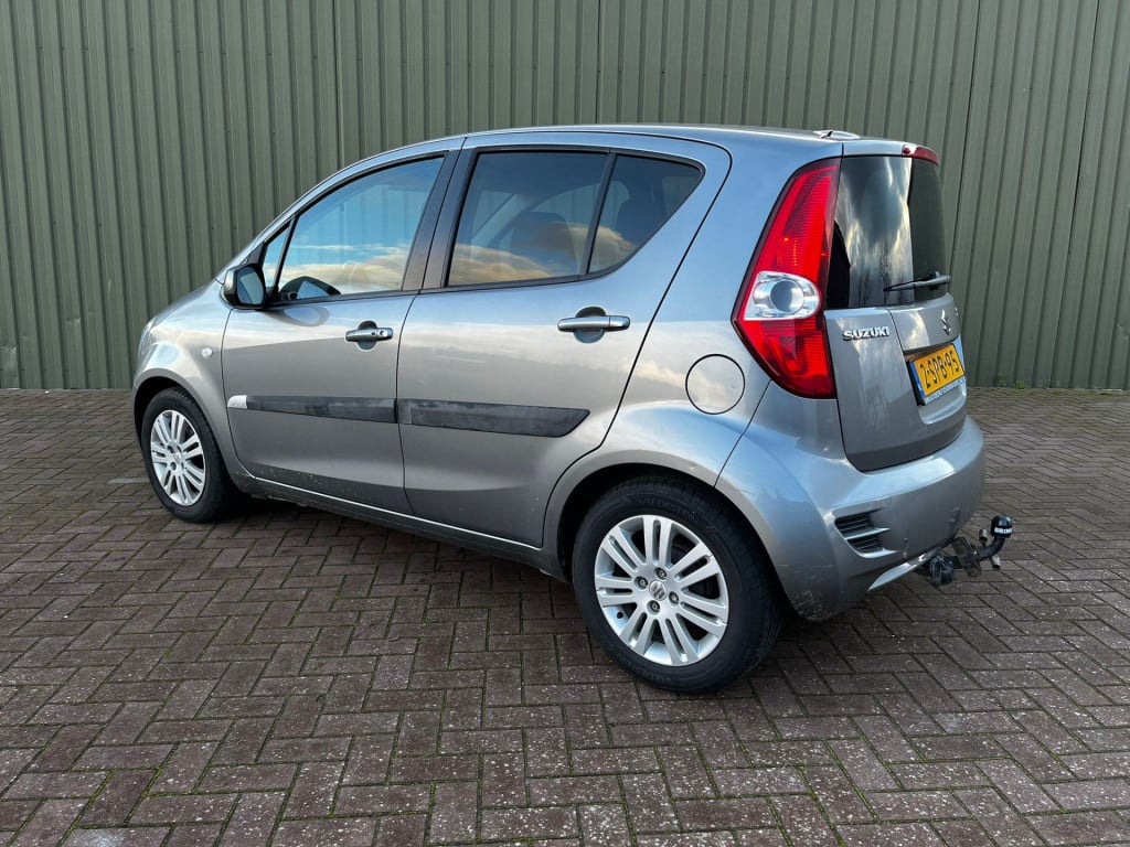 Suzuki Splash 1.0 vvt exclusive easss