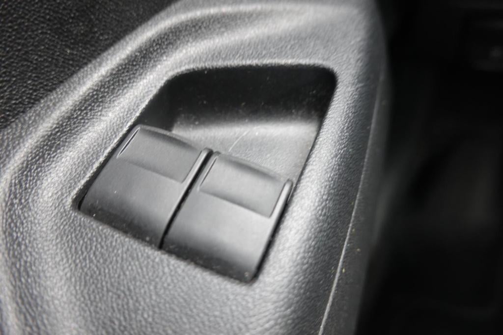 Peugeot 108 1.0 e-vti active