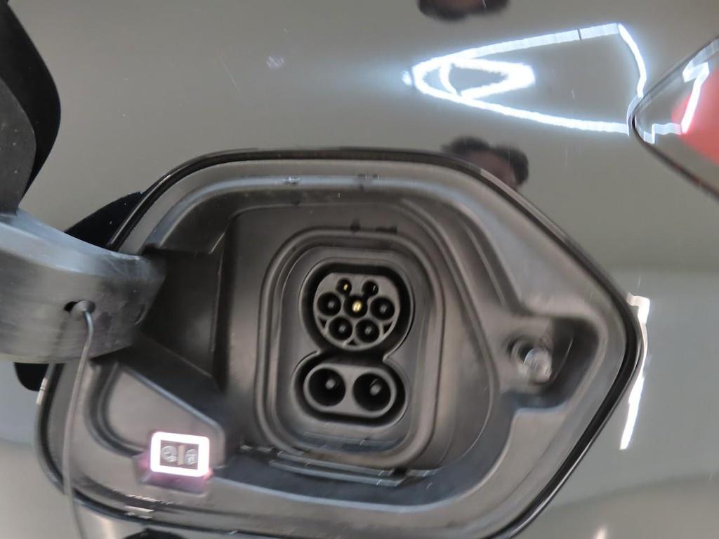 Opel Corsa-e elegance 50 kwh | 3 fase | stoelverwarming | soh 95%