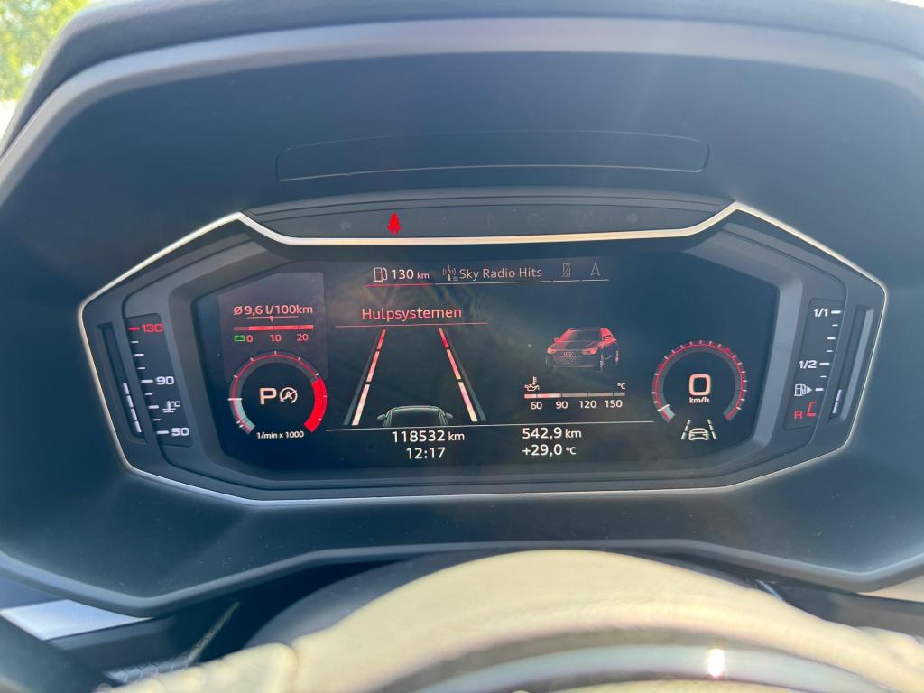 Audi A1 Sportback 30 tfsi s line * matrix led * carplay * cruise control * 