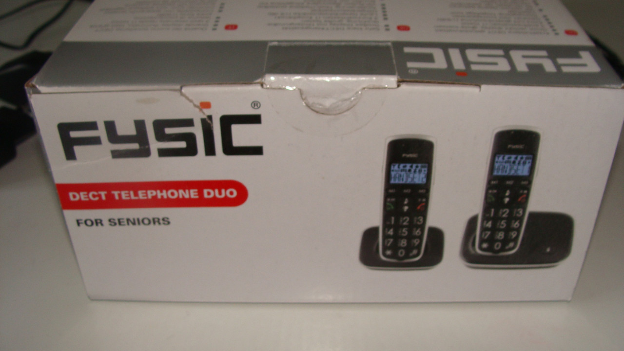 Twee draagbare telefoons
