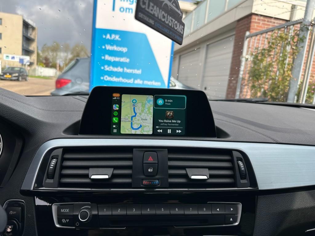 BMW 1 Serie 116i sport shadow edition carplay dab+ pdc voor en achter 17'' 