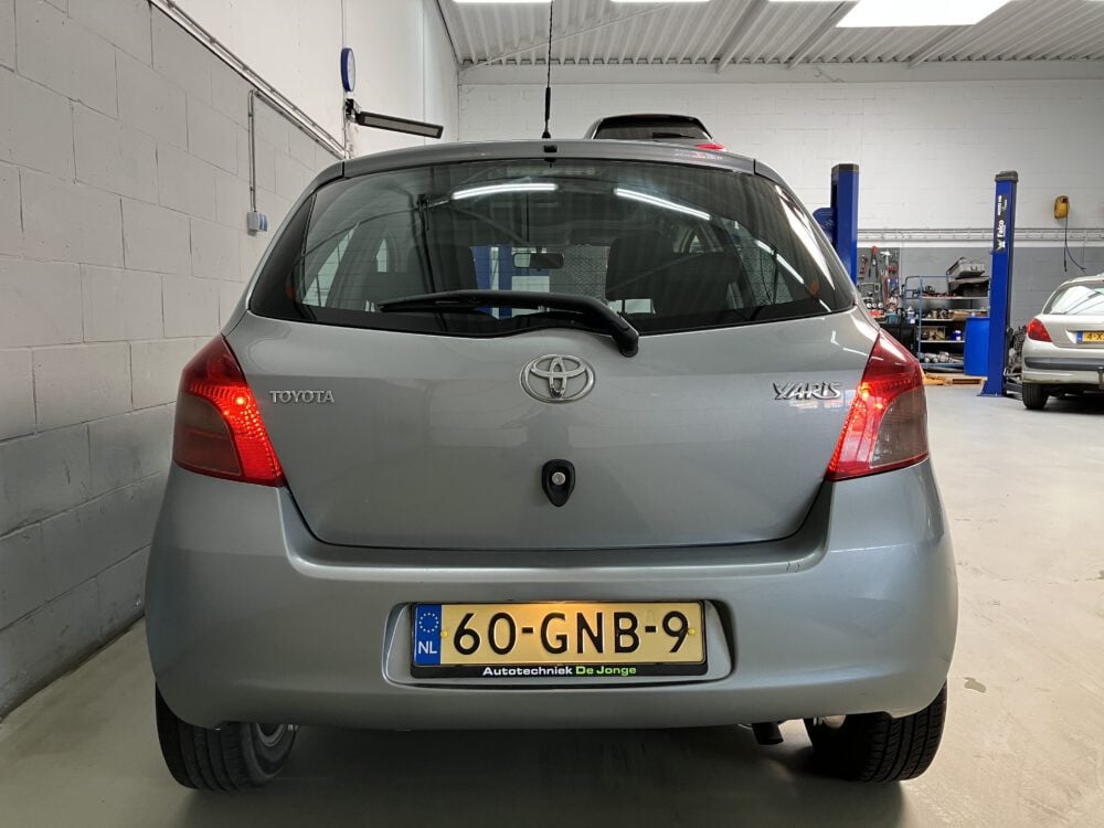 Toyota Yaris 1.3 VVTi Sol