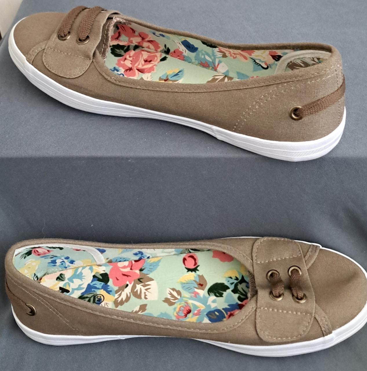 Diverse nieuwe damesschoenen mt. 40/41