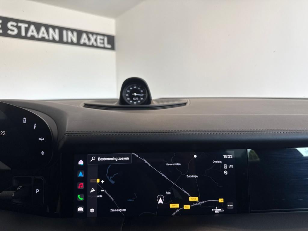 Porsche Taycan cross turismo 4 93 kwh