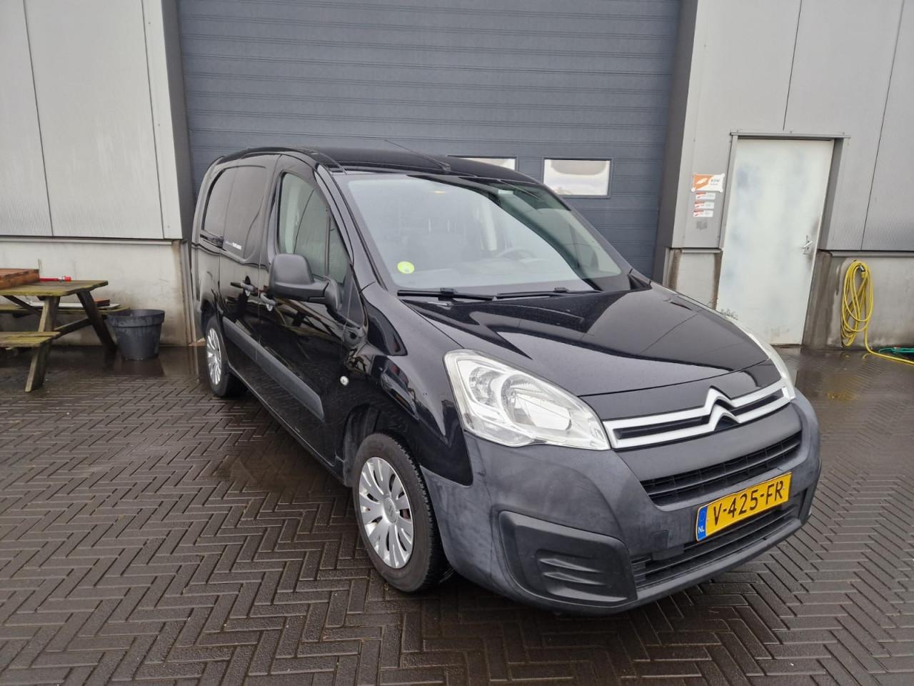 TE KOOP CITROEN BERLINGO 1.6 BLUE HDI 100 COMFORT S&S EURO 6