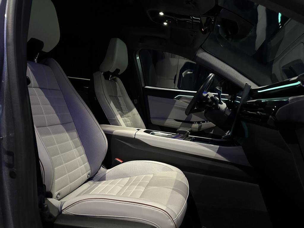Renault Espace e-tech full hybrid 200 iconic 7p. *trekhaak*leder*panoramada
