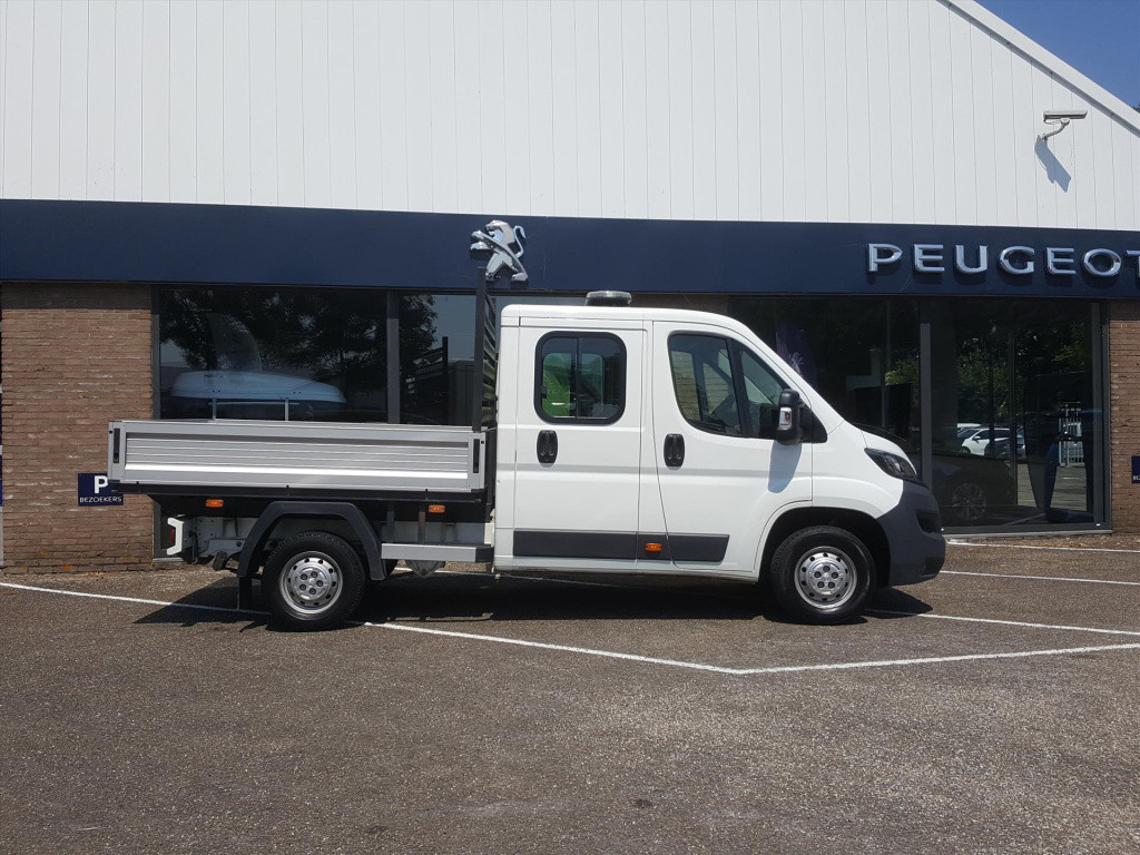 Peugeot Boxer chassisdubbelcabine 3500kg 2.2hdi-130pk dubbele cabine 7perso