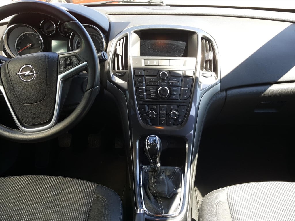 Opel Astra 1.4 turbo ecotec 140pk sport navigatie | trekhaak | cruise & cli