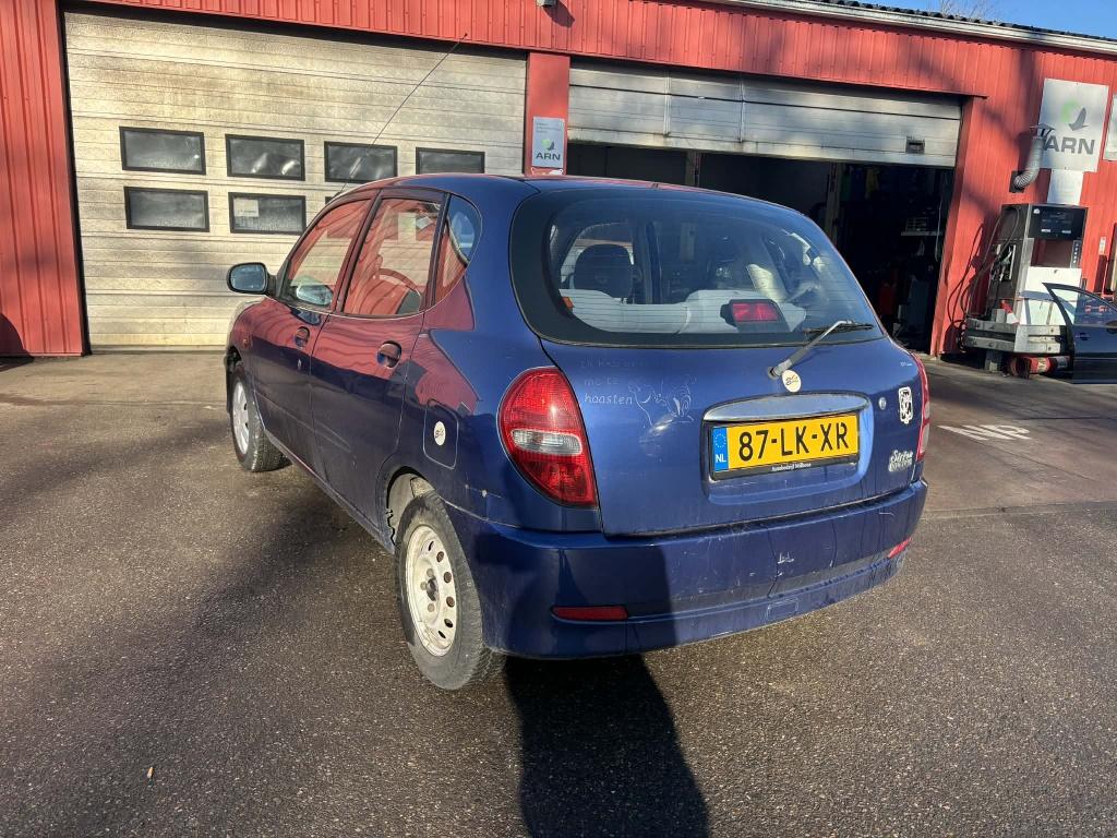 Daihatsu Sirion 1.0 sxi