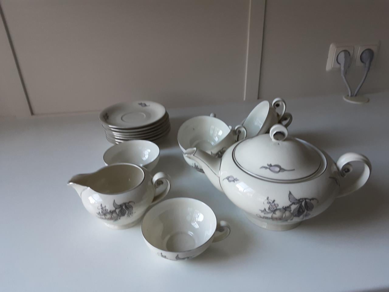 Oud Theeservies