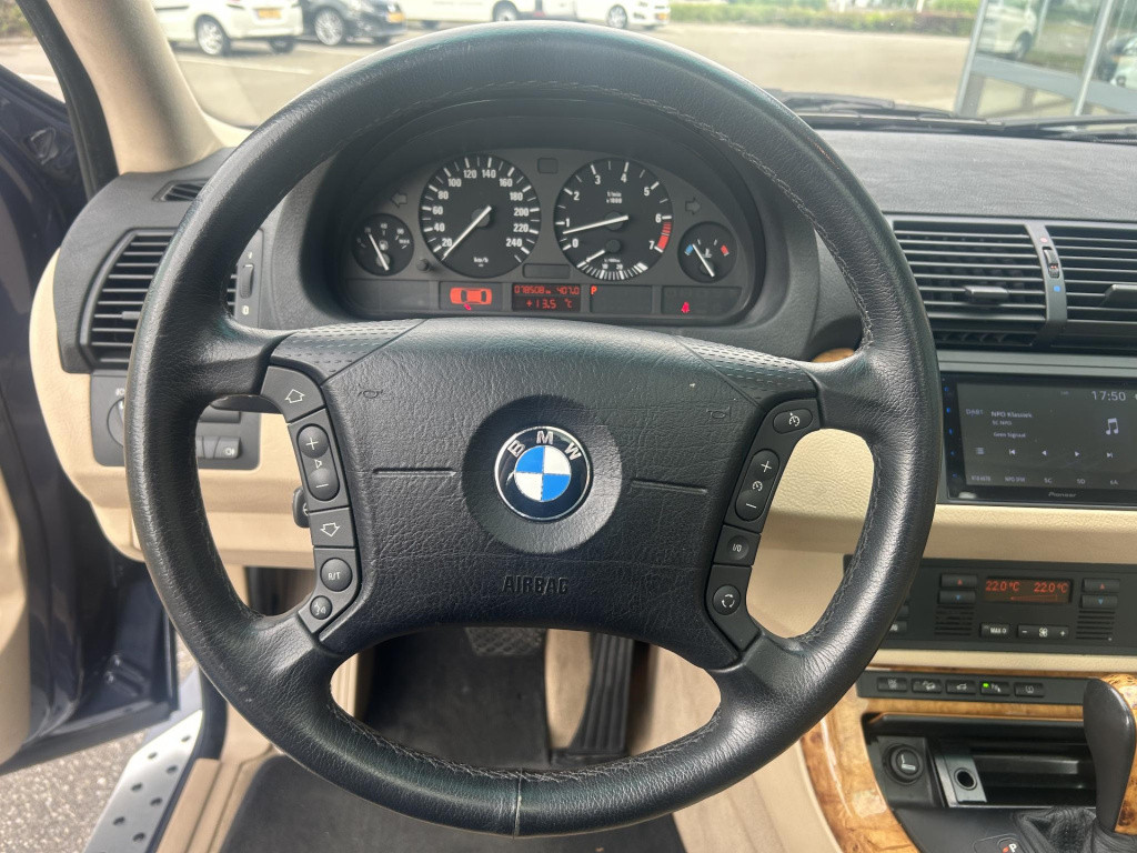 BMW X5 3.0i executive prachtige youngtimer|top staat| uniek lage km stand