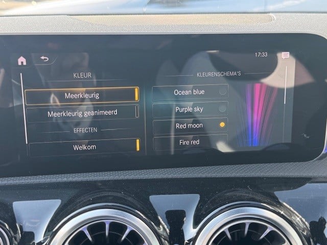 Mercedes-Benz A-Klasse 250 e business solution amg limited l panoramaschuif