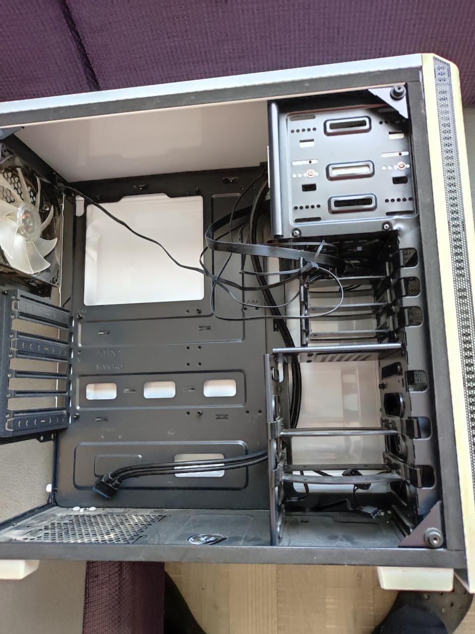 Computer case van het bekende merk G-SKILL
