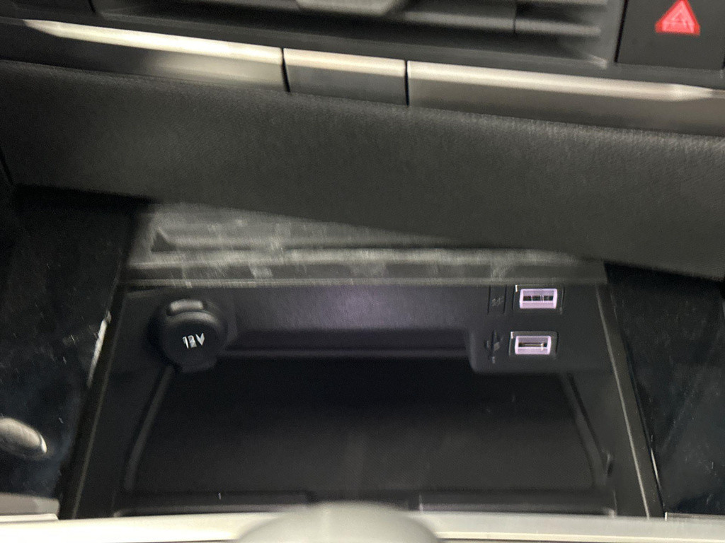 Opel Astra 1.2 level 2 | apple carplay/android auto | climate control | par