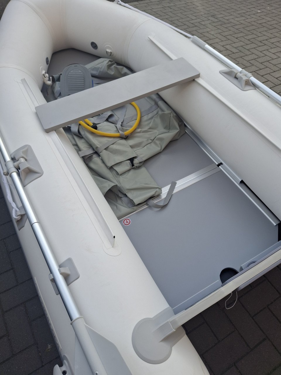 Splinternieuwe zodiac rubberboten in doos tegen dumpprijzen!!