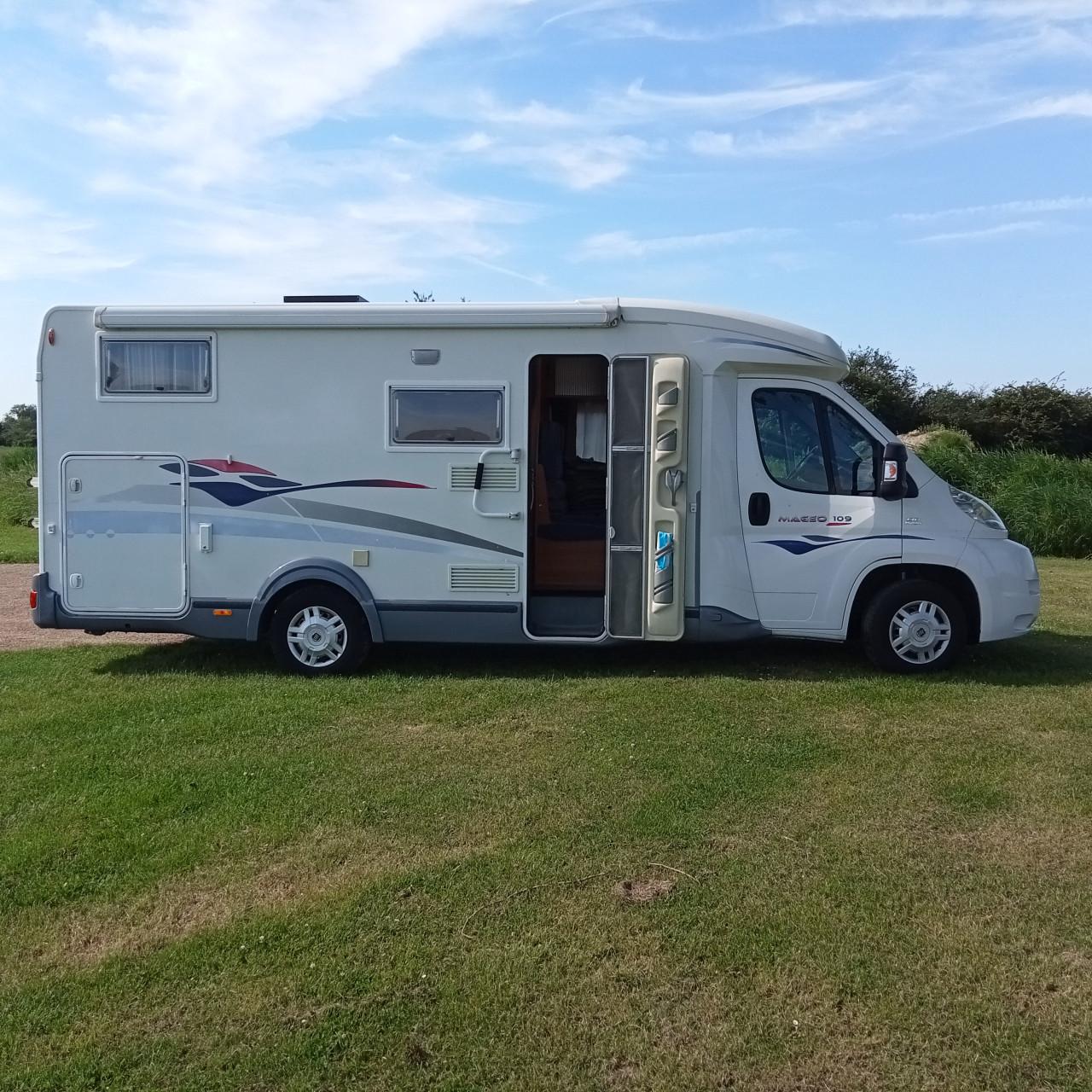 Nette en complete camper Challenger Mageo 7 meter met krachtige Fiat motor