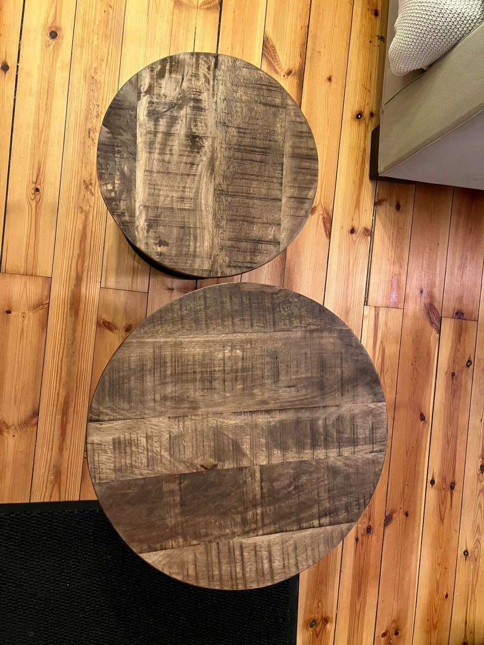 2 Passende Bijzettafeltjes