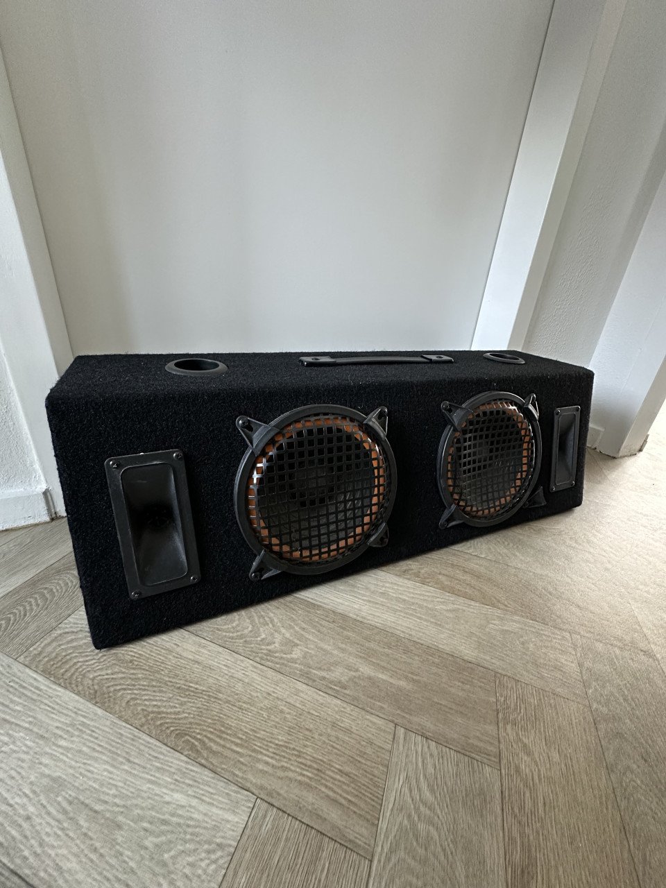 Speakerbox/autobox
