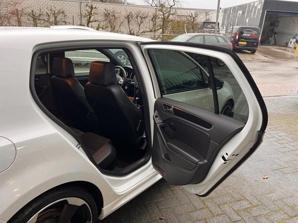 Volkswagen Golf 2.0 gti edition 35