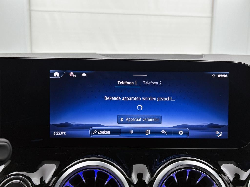 Mercedes-Benz Gla-klasse 200 amg line | sfeerverlichting | panoramadak | cr