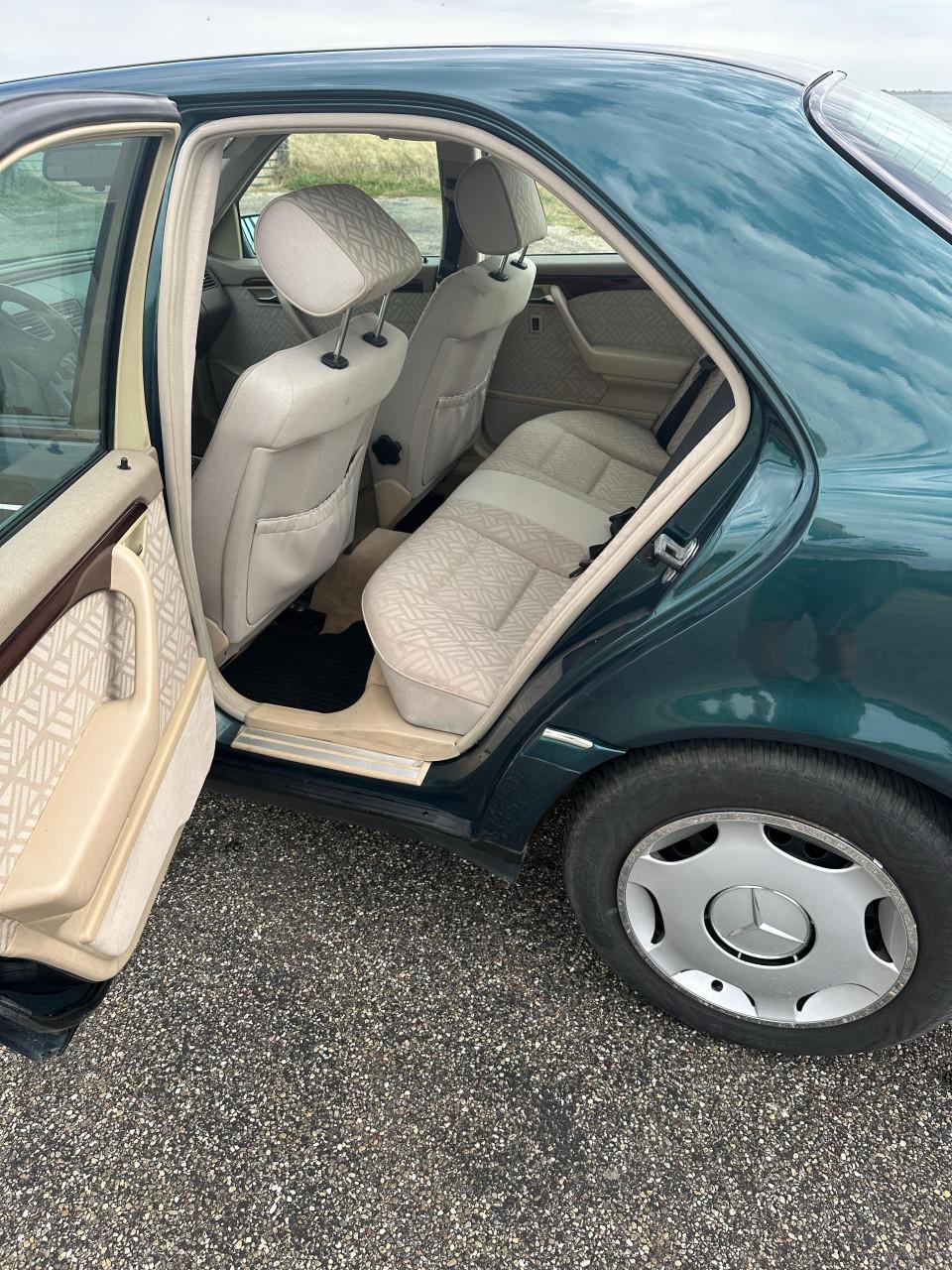 Mercedes Benz C-Klasse 2.0 C2000