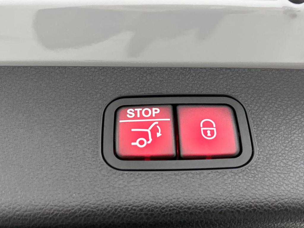 Mercedes-Benz E-Klasse estate 300 e amg plug-in hybride amg line | night pa