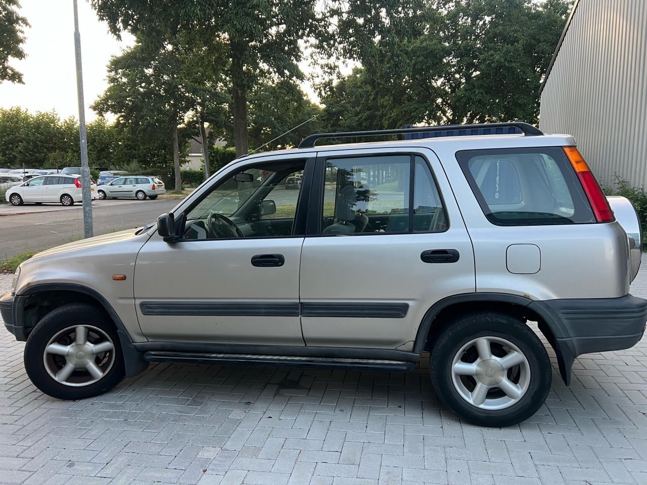 Honda CR-V 2.0-16V 4X4 - 199.984km Jaar apk