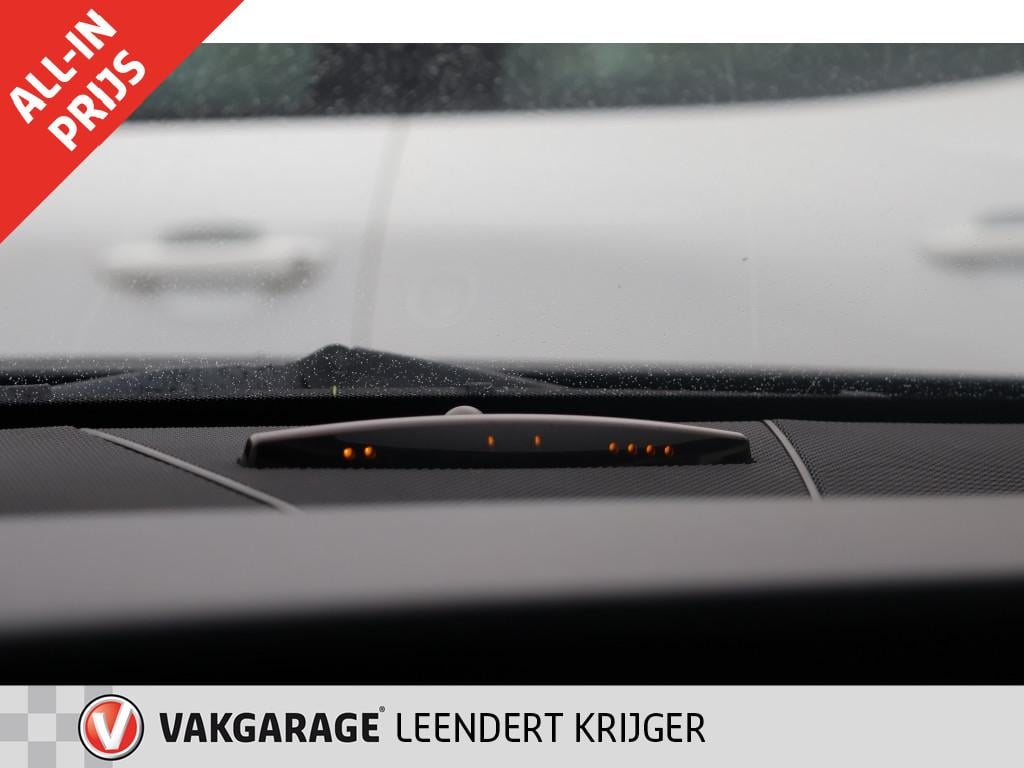 Mercedes-Benz E-Klasse 200 cgi business class. avantgarde