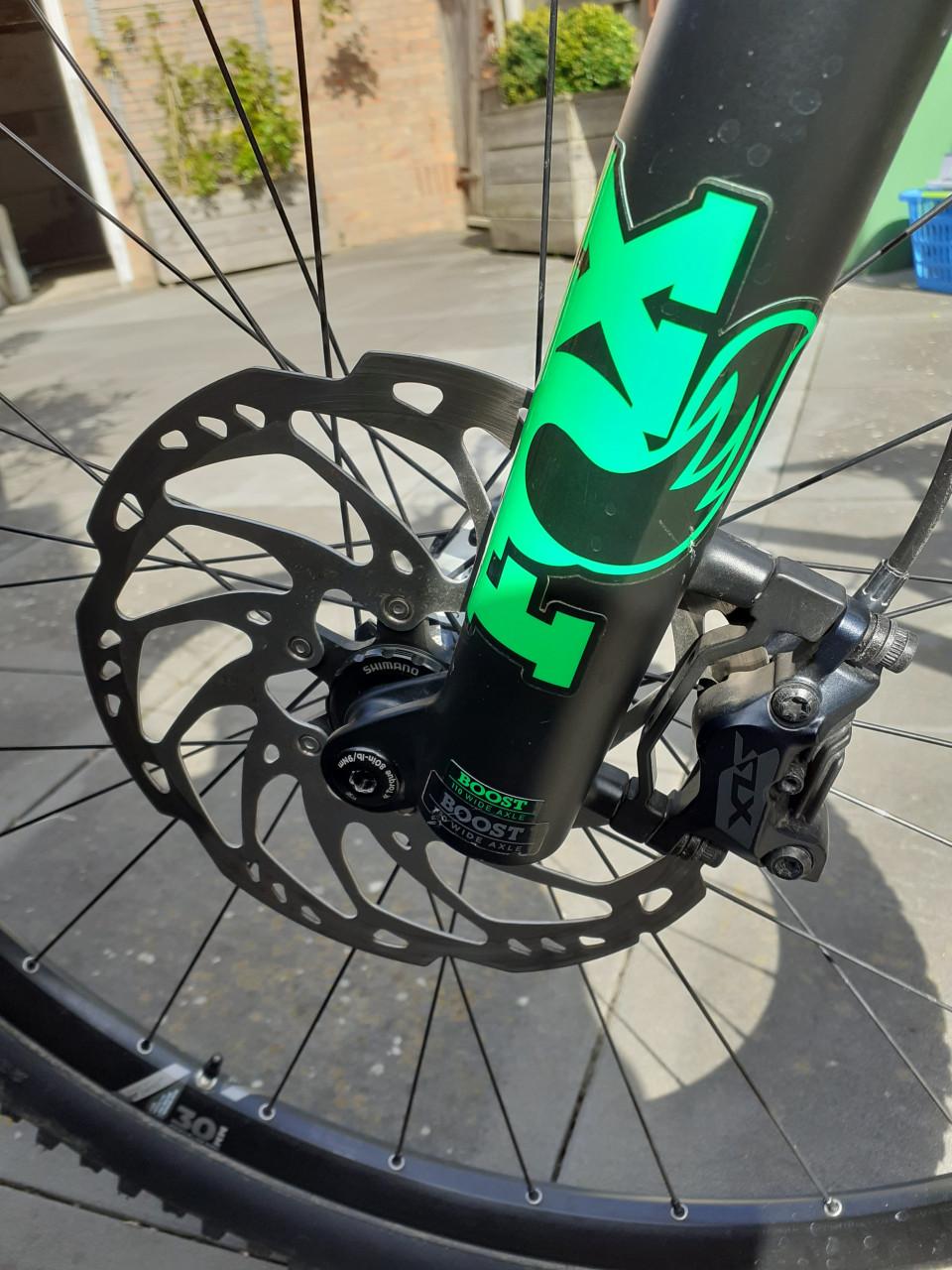 Vitus Sommet 29 full Suspension Downhill bike