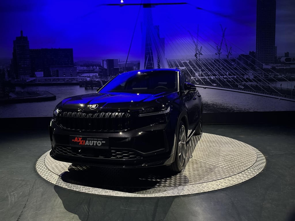 Skoda Kodiaq 1.5 tsi phev sportline business nieuw!! *pano*trekhaak*20 inch