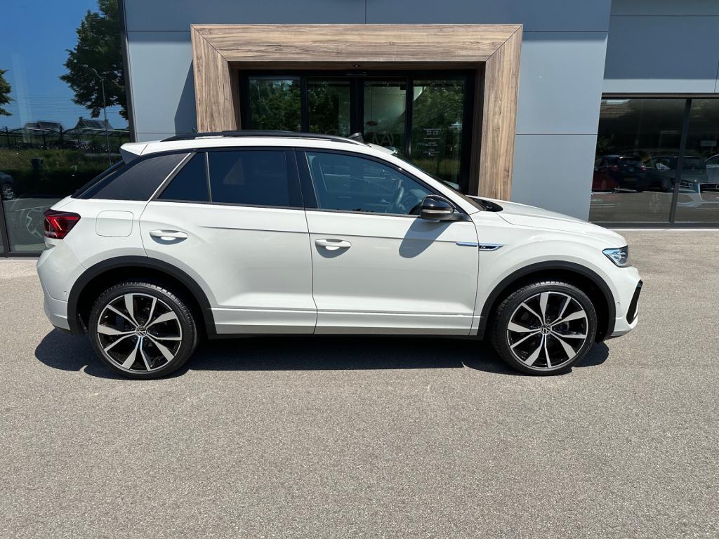 Volkswagen T-roc 1.5 tsi 150pk dsg r-line | black style | panoramadak | cam
