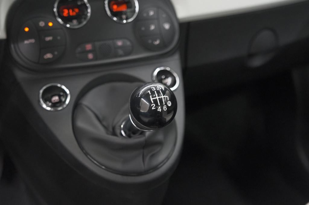 Fiat 500 1.0 hybrid dolcevita | panoramadak | climate control | apple carpl