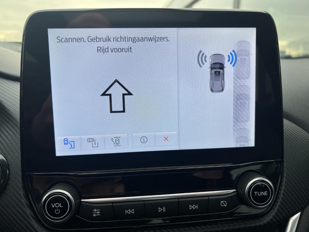 Ford Puma 1.0i ecoboost hybrid 125pk st-line x , panodak , adaptive cc, car