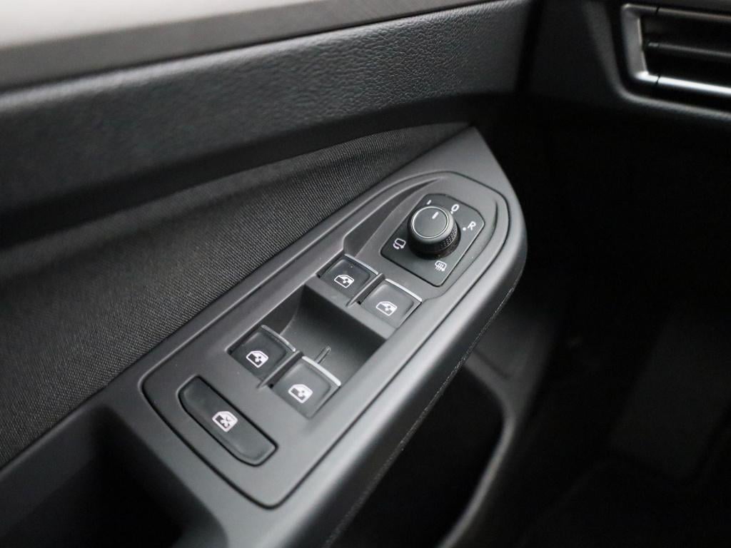 Volkswagen Golf variant viii 1.0 tsi 81kw life | navigatie | stoel/stuur ve