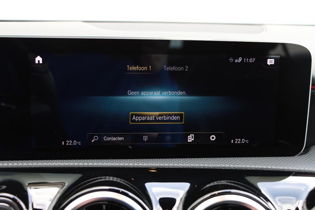 Mercedes-Benz A-Klasse 180 business solution amg 136pk automaat