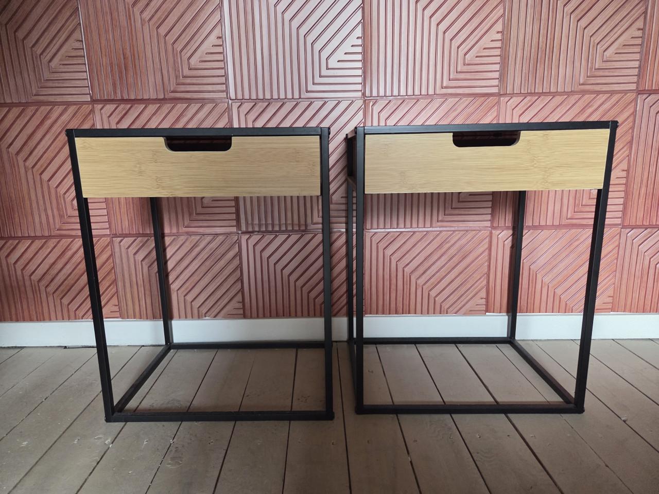 2x stuks Nachtkastjes