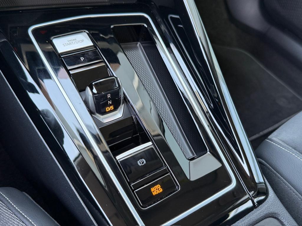 Volkswagen Golf 1.5 ehybrid 204pk style | 360 camera | ergo stoel | adapt. 