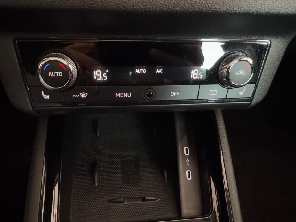 Skoda Scala 1.0 tsi sport business