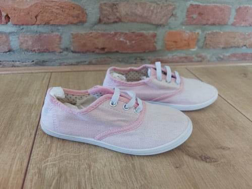 Z.g.a.n. roze gymschoenen maat 30 elastiek