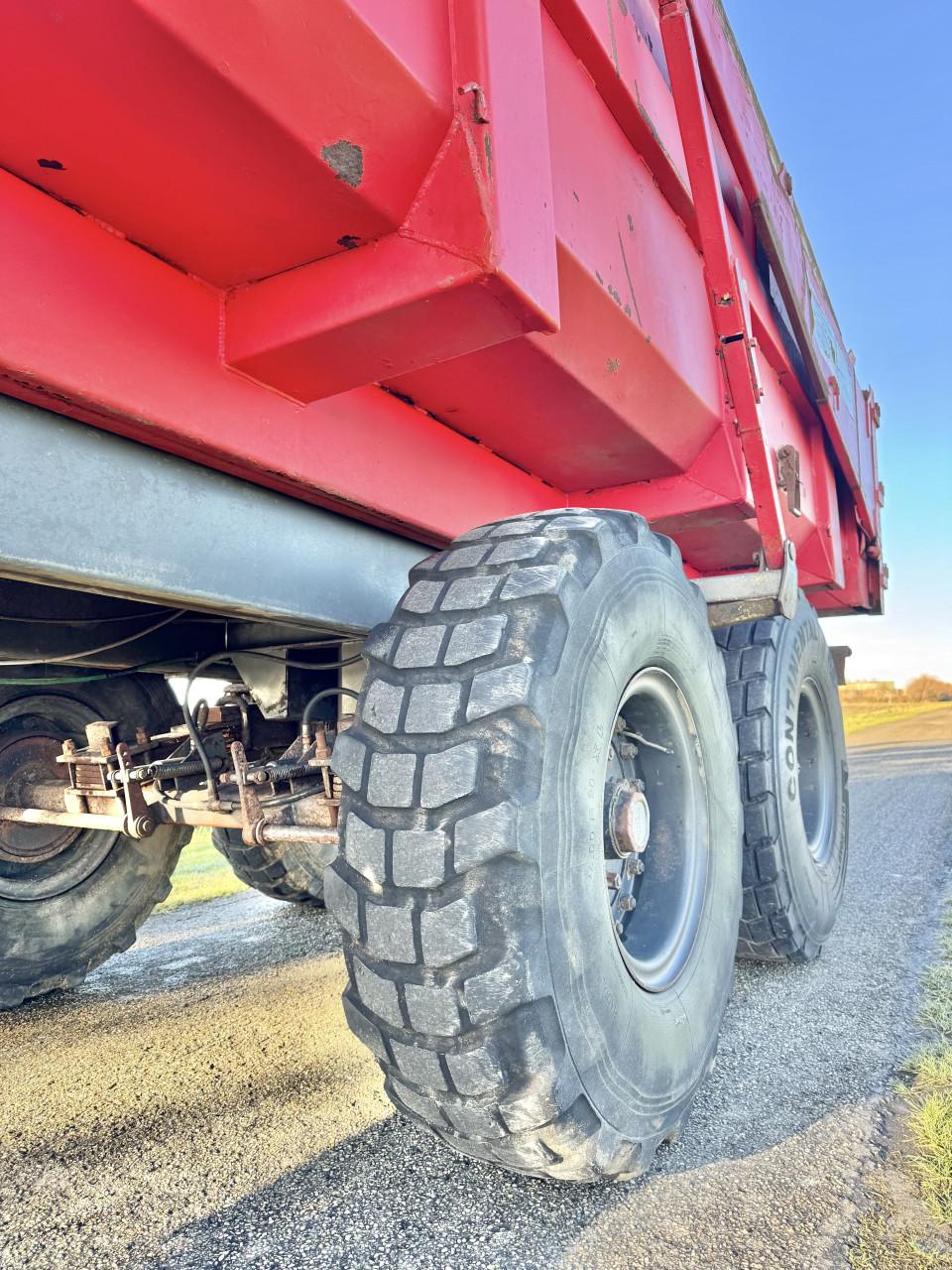 Legrand 14 tons kipper