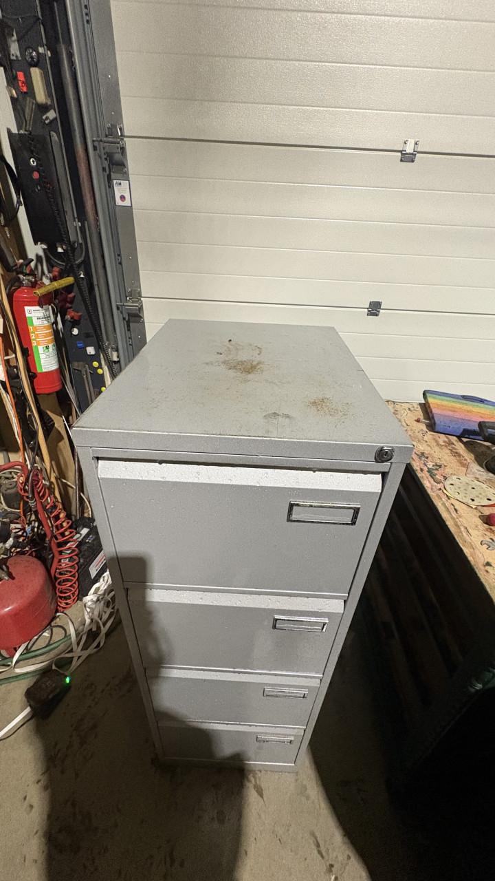 Ladekast gereedschapkist garagekast metalen kast dossierkast hangmappenkast