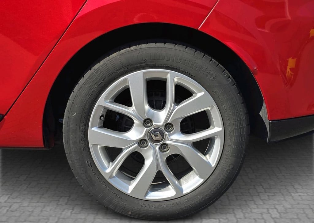 Renault Clio estate 0.9 tce limited