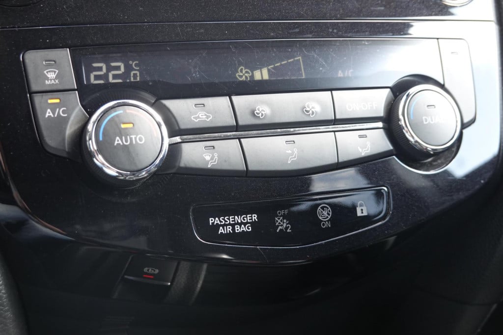Nissan Qashqai 1.2 n-connecta