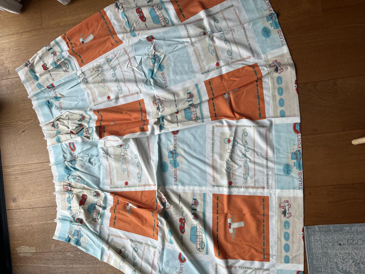 Twee gordijnen, 140/100 cm, kinderkamer