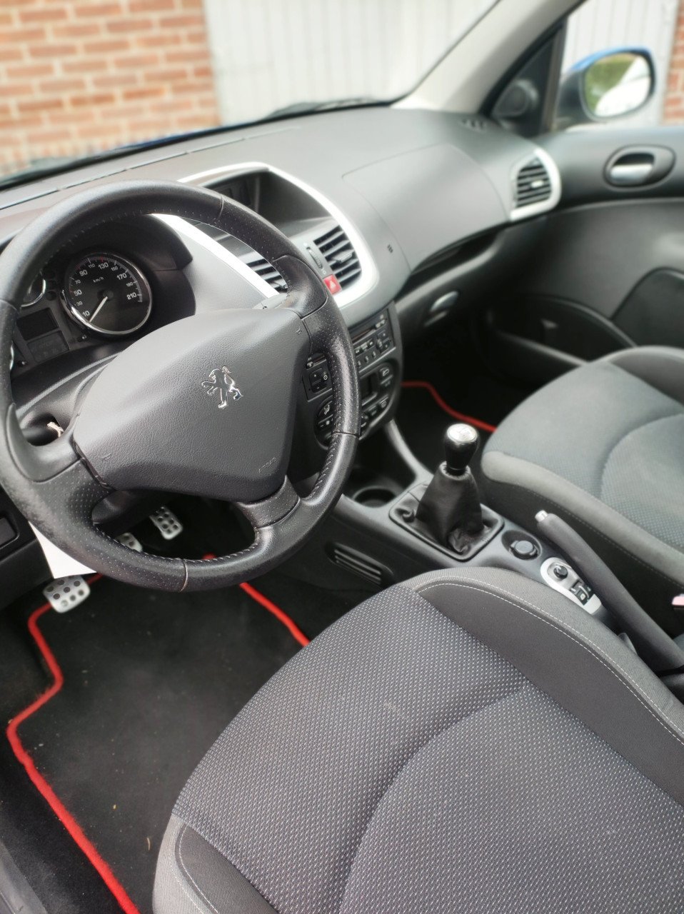Peugeot 206+ 1.4 XS / Climate control / NAP / 2de eigenaar / APK 17-02-2026